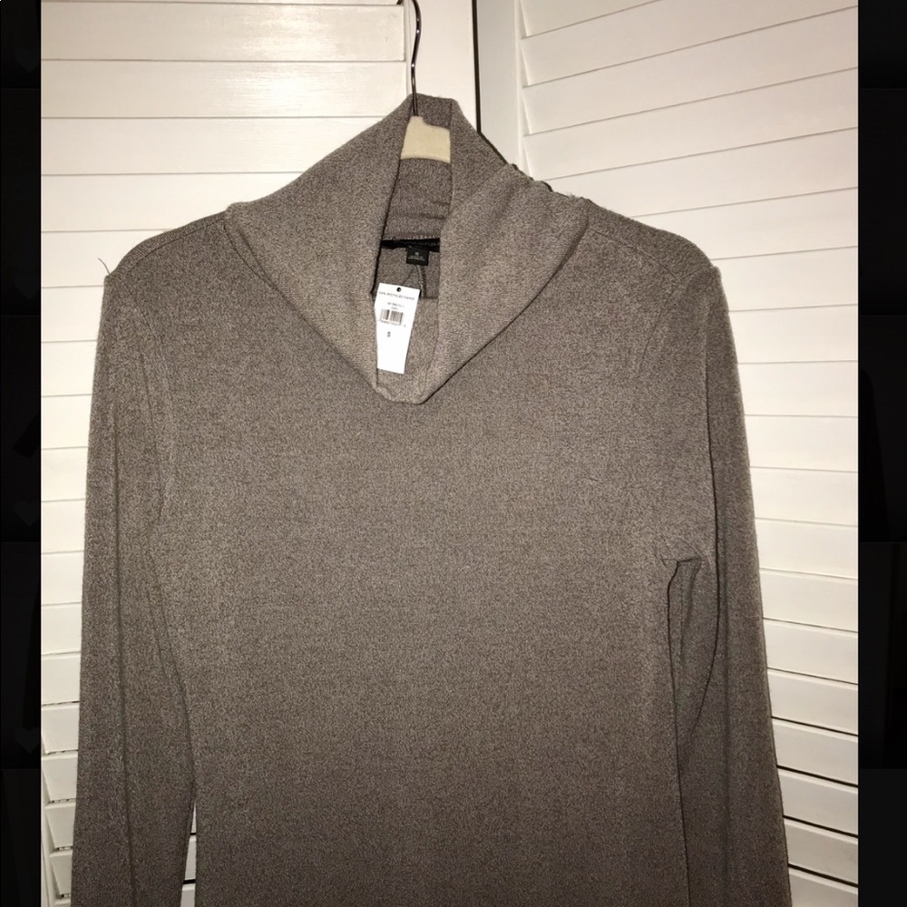 Banana Republic beige cowl neck sweater dress NWT - Picture 7 of 8